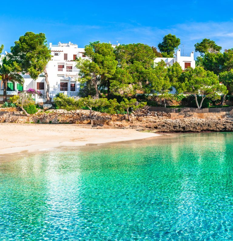 Cala-Gran-in-Cala-dOr-Mallorca-shutterstock_614620934