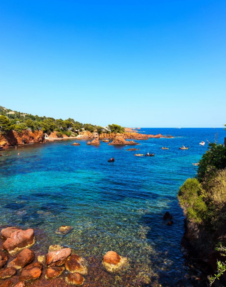 Esterel-cote-dazur-near-st-raphael-shutterstock_321600170