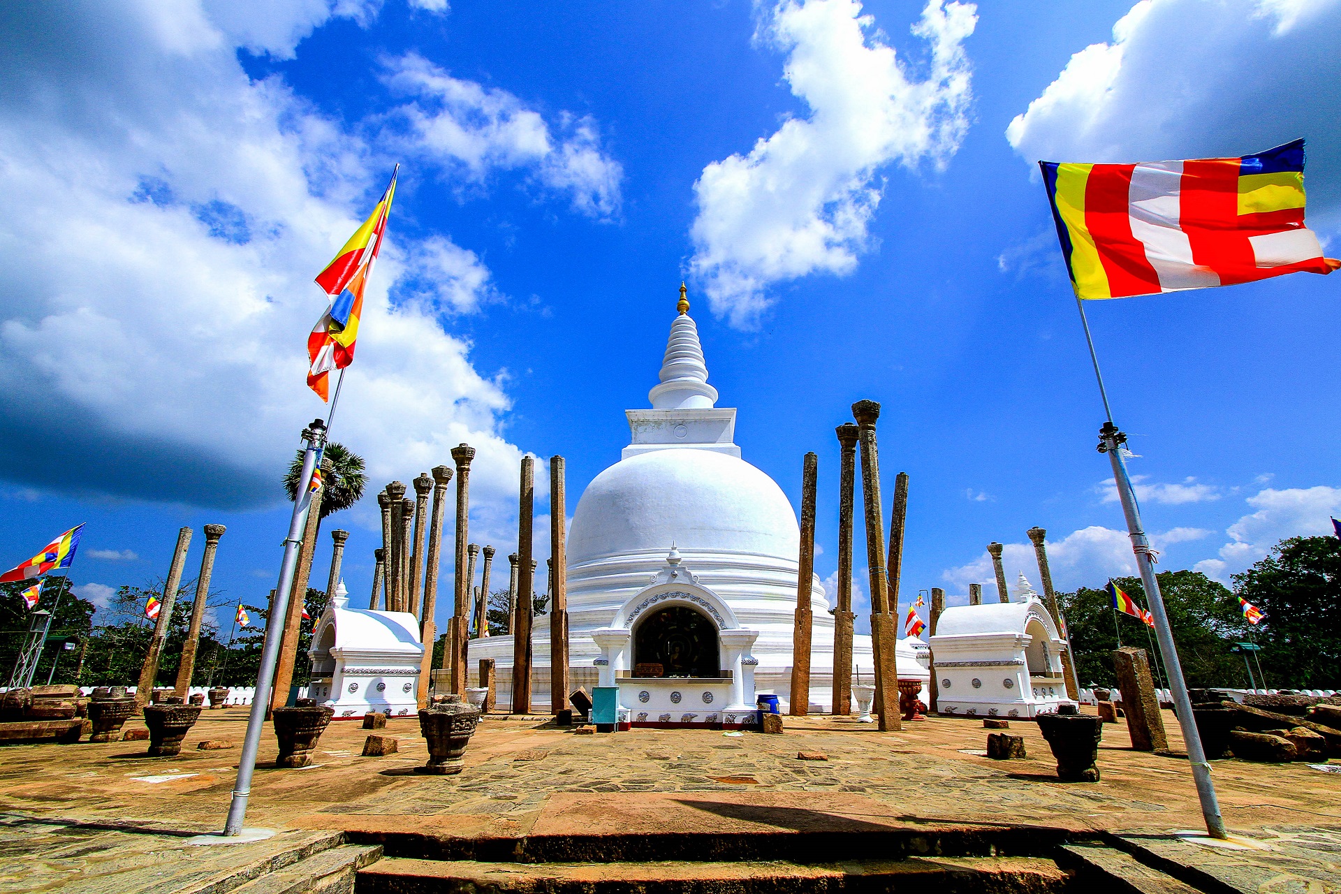 Thuparamaya-dagoba in Anuradhapura