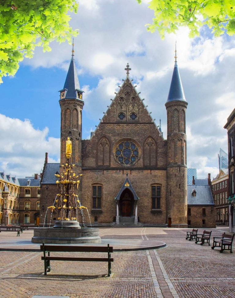 De Ridderzaal op het Binnenhof in Den Haag