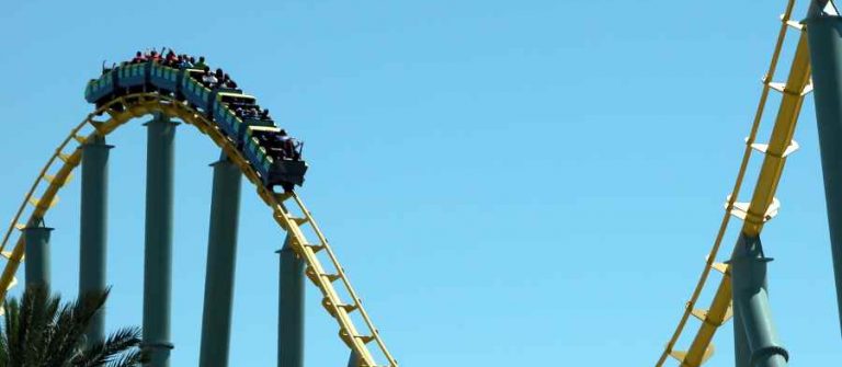 Een achtbaan van Six Flags