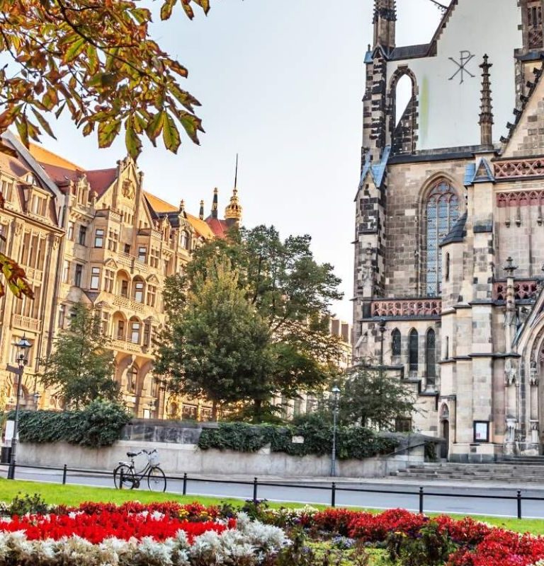 Thomaskirche_Leipzig_shutterstock_339080705-header-1