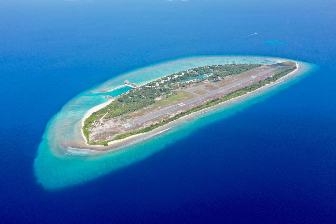 Tropisch Eiland Op De Malediven Te Koop Holidayguru Nl   Funadhoo Island3 