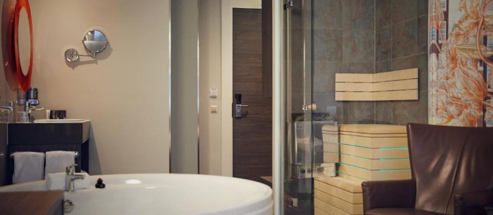 Vaak gesproken Ziektecijfers Triviaal Privé sauna met overnachting: luxe huisjes, suites en hotelkamers!